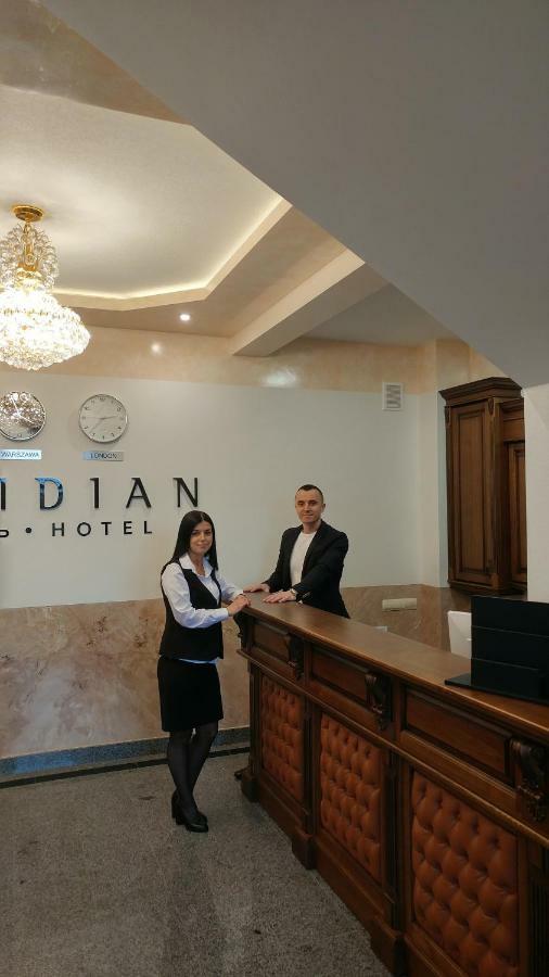 Hotel Meridian Brody Exterior photo