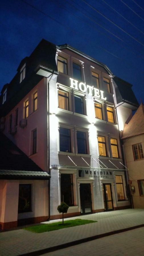 Hotel Meridian Brody Exterior photo